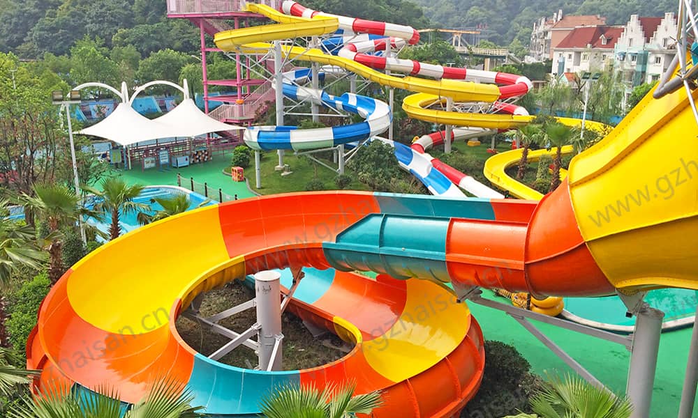 浙江杭州浪浪浪水公园大喇叭、螺旋滑道