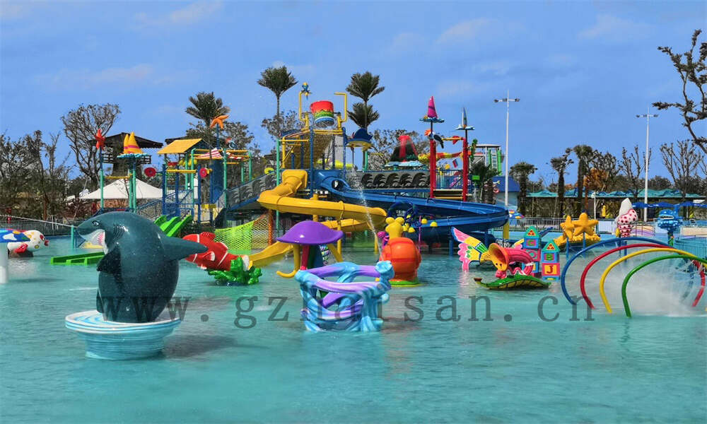 水上游乐设备制造厂家：打造欢乐水上世界