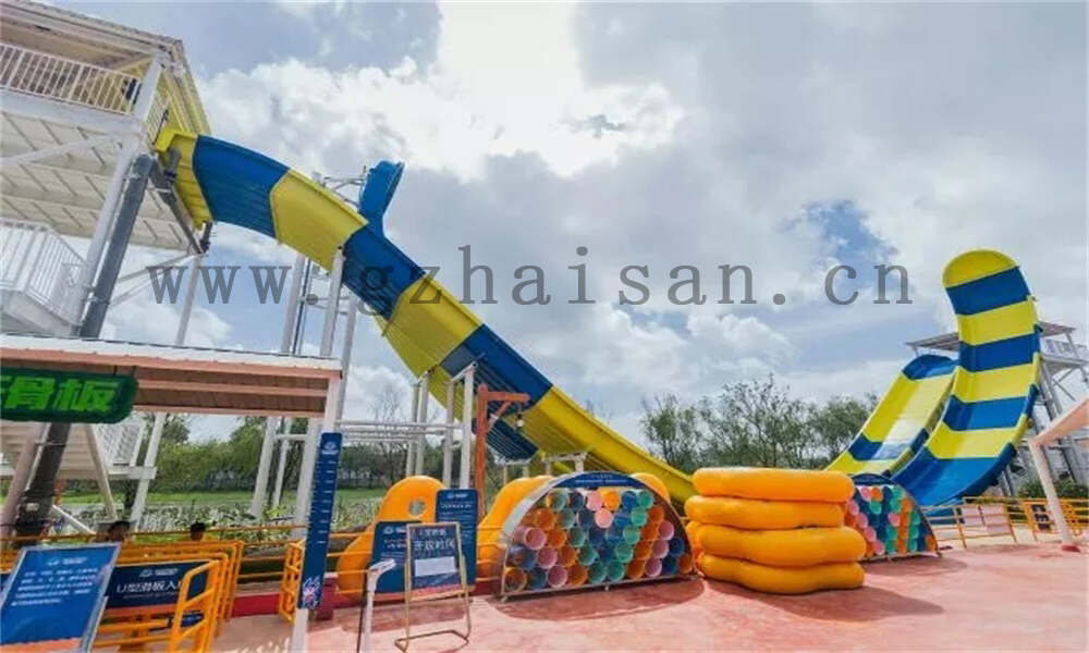 有什么受欢迎的中小型水上乐园设施？