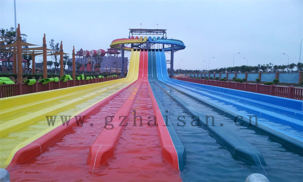 水上乐园垂直滑梯：惊险刺激的巅峰体验