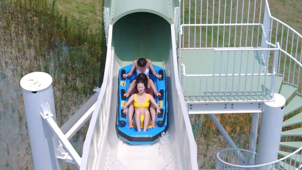 激流过山车｜当速度拥抱水花，掀起水上狂欢盛宴